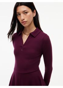 Polokleid Tommy Jeans "TJW RIB FIT & FLARE POLO DRESS", Damen, Gr. L (42/44), N-Gr, lila (calypso berry), Jersey, Obermaterial: 95% Baumwolle, 5% Elasthan, unifarben, figurbetont knielang, V-Ausschnitt, Kleider Polokleid, Baumwollmischung, figurbetont, gerippte Struktur, ausgestellte Form