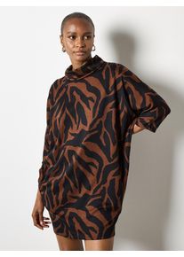 Strickkleid Apricot "im Cocoon-Stil", Damen, Gr. L (40), N-Gr, Feinstrick, braun (rust), Feinstrick, , Modisch, relaxed fit, Kleider Strickkleid, mit weitem Rollkragen