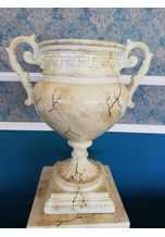 JVmoebel Skulptur »Hochwertige Designer Vase Medusa Vasen Kelch Antik Stil Dekoration Deko«