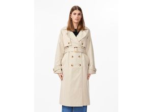 Trenchcoat…