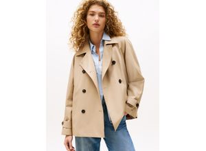 Trenchcoat…
