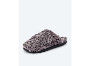Hausschuhe aus…