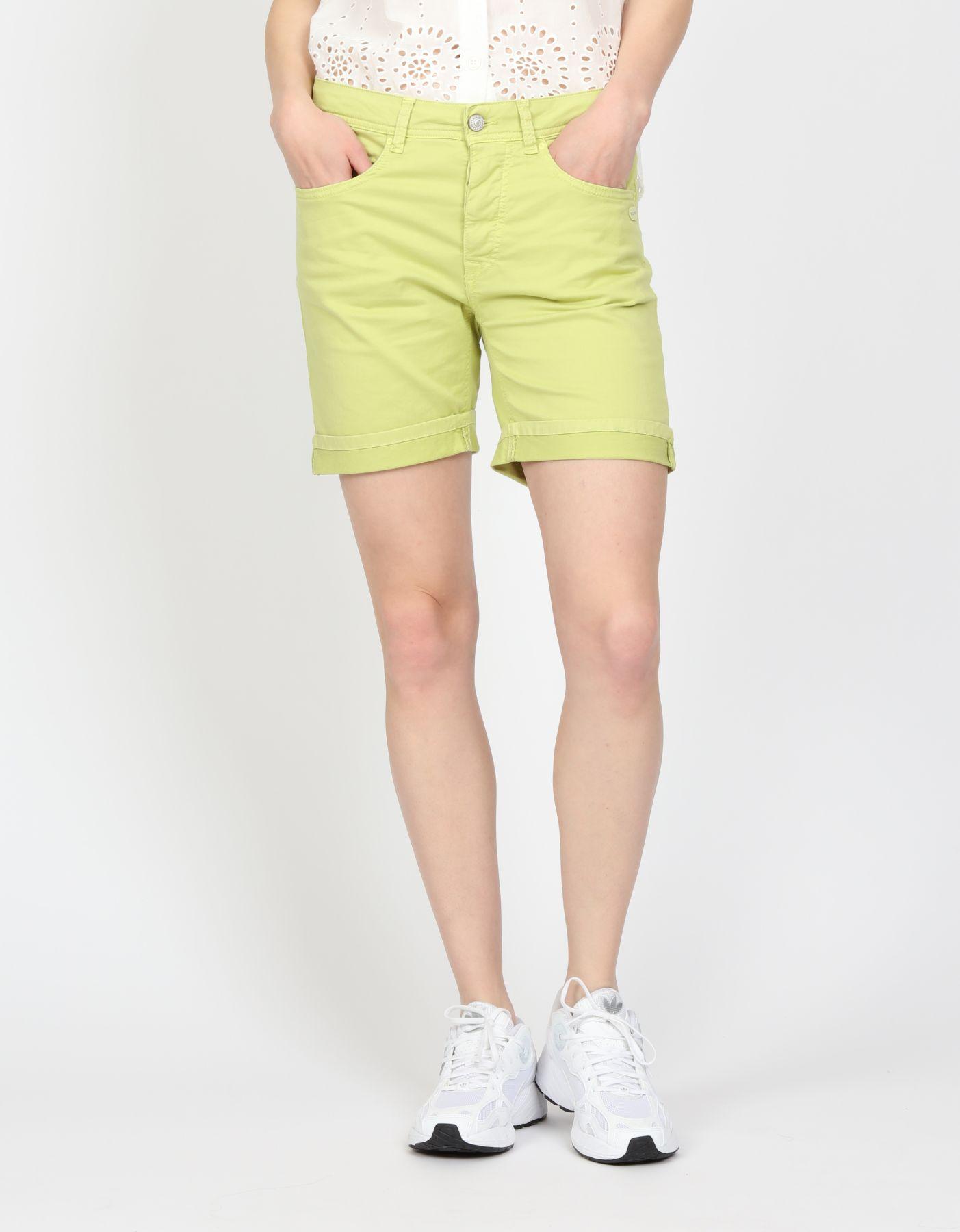 94NICA SHORTS - boyfriend fit Hose