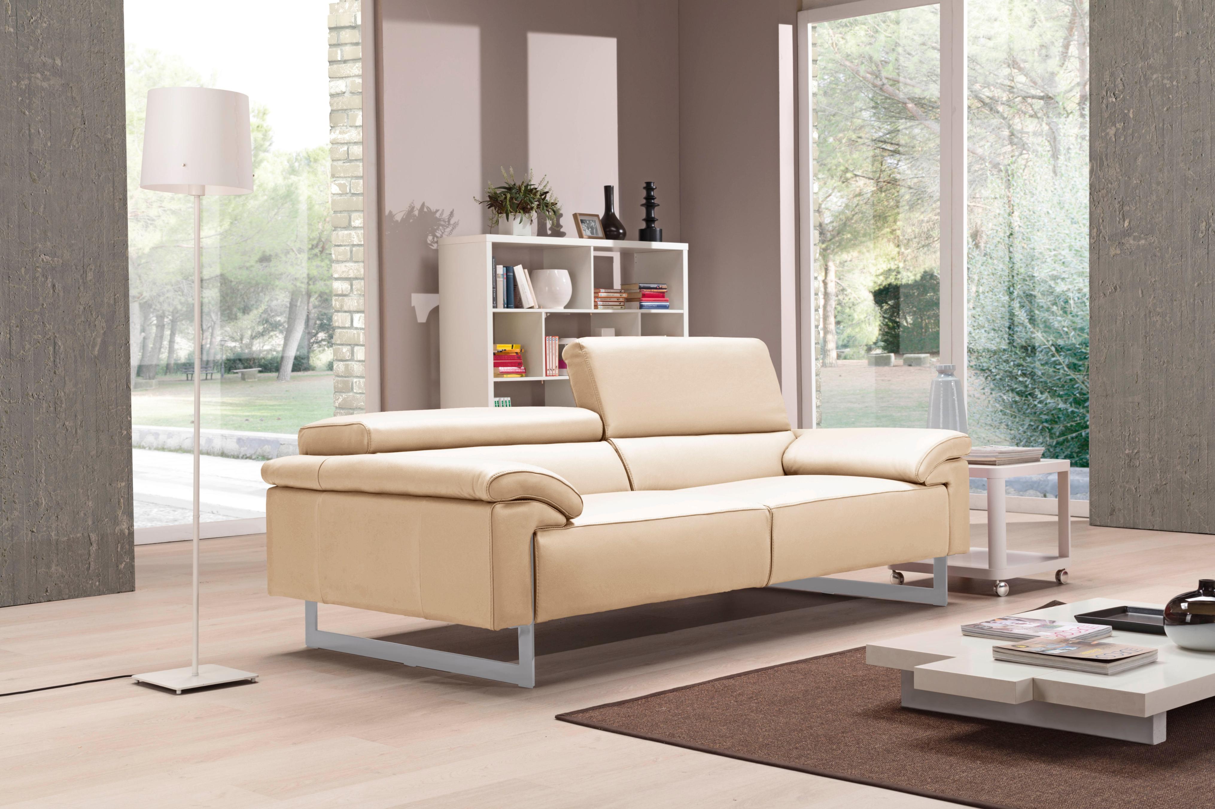 2,5-Sitzer EGOITALIANO "Malika, Designsofa mit hohem Sitzkomfort, edel und bequem", beige (champagner), B:216cm H:94cm T:107cm, Leder »BULL« (echtes Rindsleder). Geschliffenes, pigmentiertes und behandeltes Rindsleder mit einer Dicke von 1, 3-1, 5 
