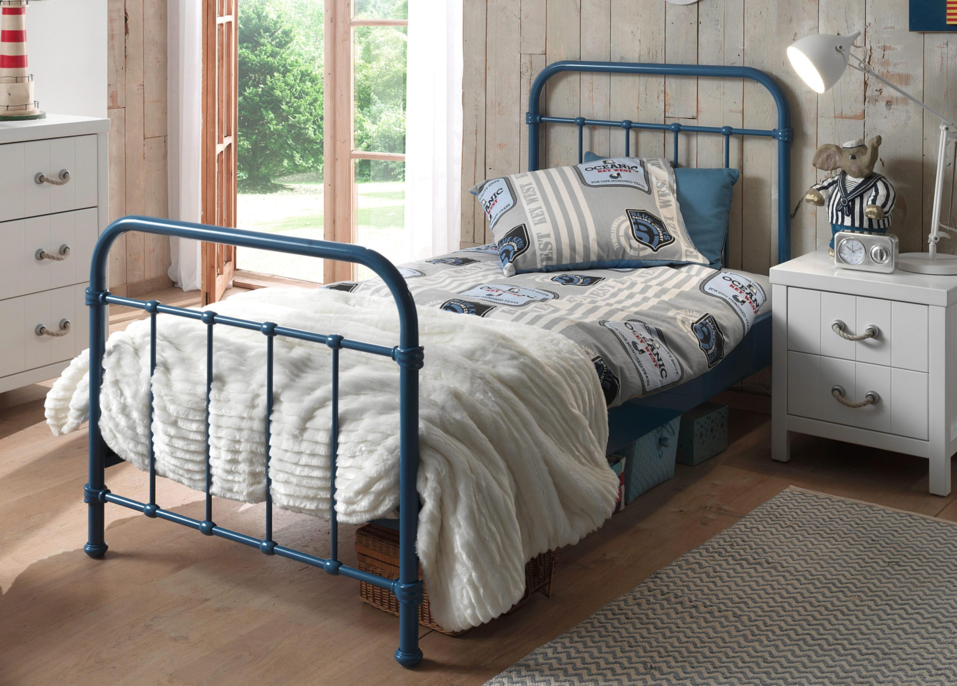 Einzelbett VIPACK "New York, Bettgestell Metall, pulverbeschichtet, in zeitlosem Design", blau, B:95cm H:100cm L:210cm, Betten, Einzelbett, zwei Breit