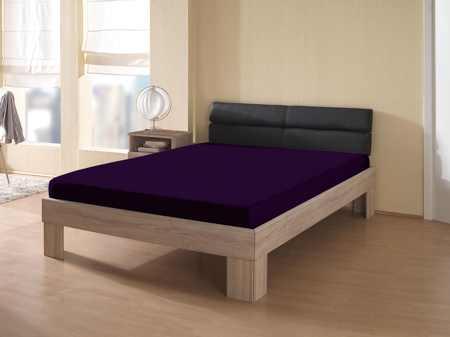 Spannbettlaken KUM "Interlock-Jersey Spannbetttuch", lila (beere), L:200cm, Interlock-Jersey, Obermaterial: 100% Polyester, Bettlaken, Spannbettlaken,